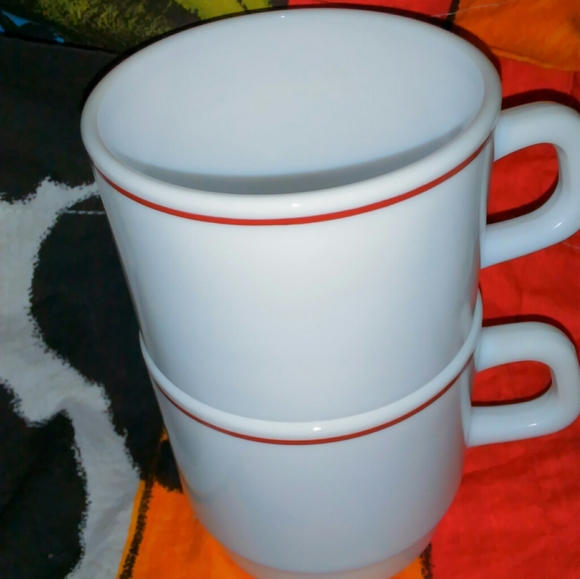 VINTAGE ARCOPAL FRANCE TEA CUP MUG. - Picture 3 of 4